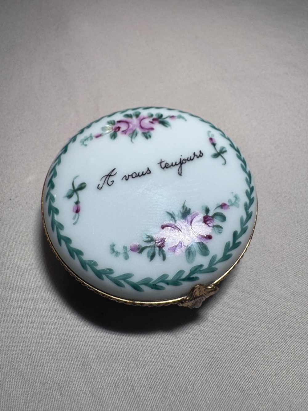 Antique Limoges Peint Main Trinket Box Hand Painted Floral Metal Rim Signed